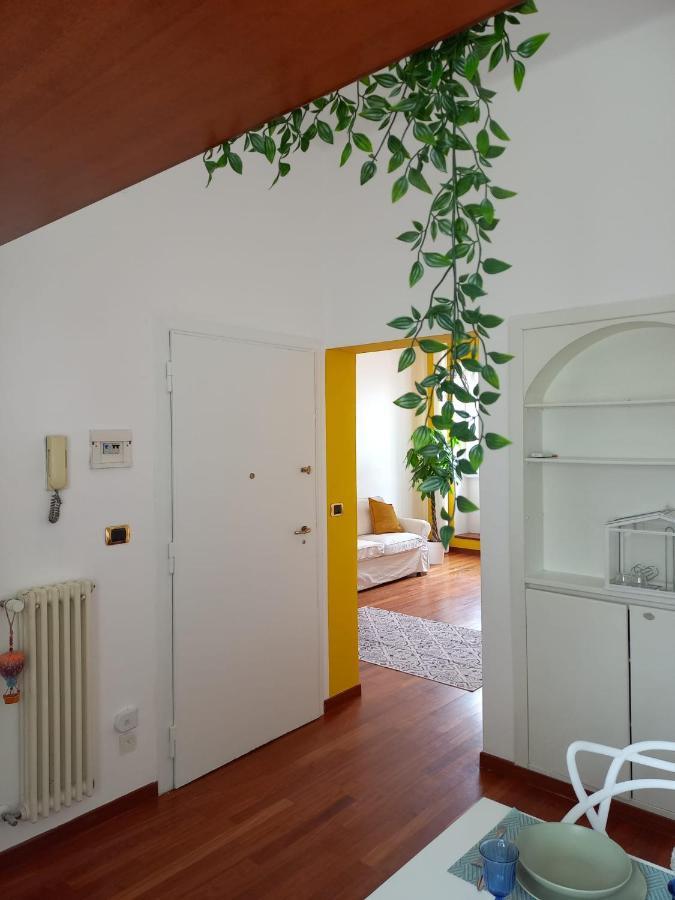 Sole Amare Guest House Bari Exteriör bild